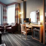 Victoria & Business Centre 4*