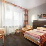 Hotel Victoria & Business Centre 4*