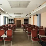 Victoria & Business Centre Hotel