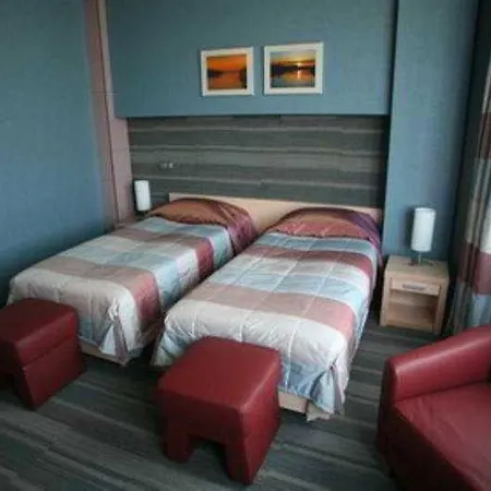 Victoria & Business Centre Hotel