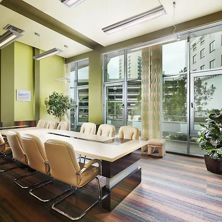 Victoria & Business Centre