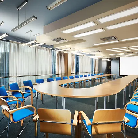 Hotel Victoria & Business Centre