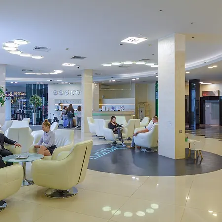 Hotel Victoria & Business Centre 4*