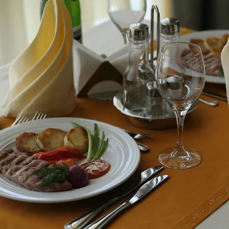 Szálloda Victoria & Business Centre 4*