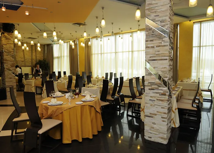 Victoria & Business Centre