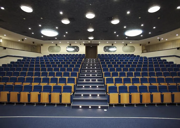 Victoria & Business Centre Отель Минск