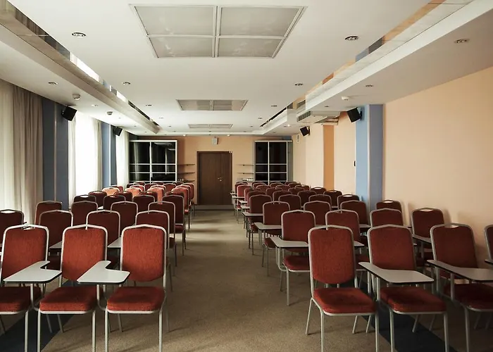 Victoria & Business Centre Hotell