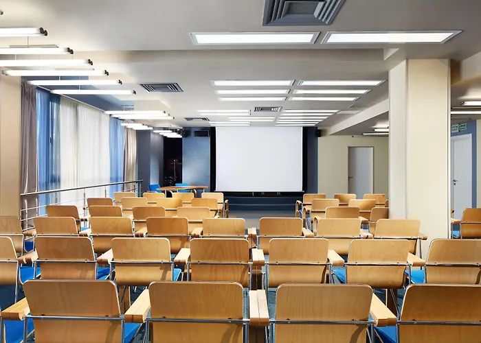 Hotel Victoria & Business Centre